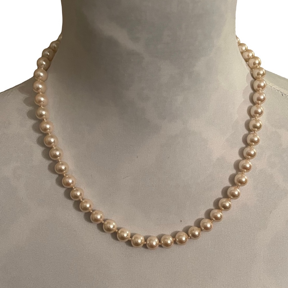 Classic Cream Faux Pearl Necklace